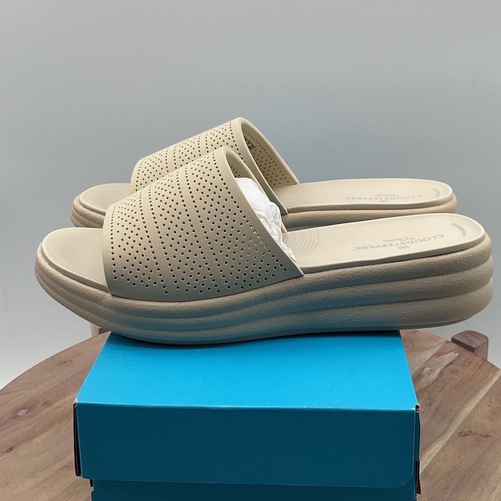 Clarks Cloudsteppers Drift Twist Sandal Womens 9 Wide Perforated Slide Beige - Picture 7 of 10